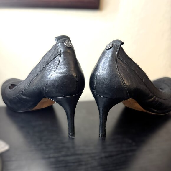 BCBGMAXAZRIA Black Leather Heel - Picture 2 of 3